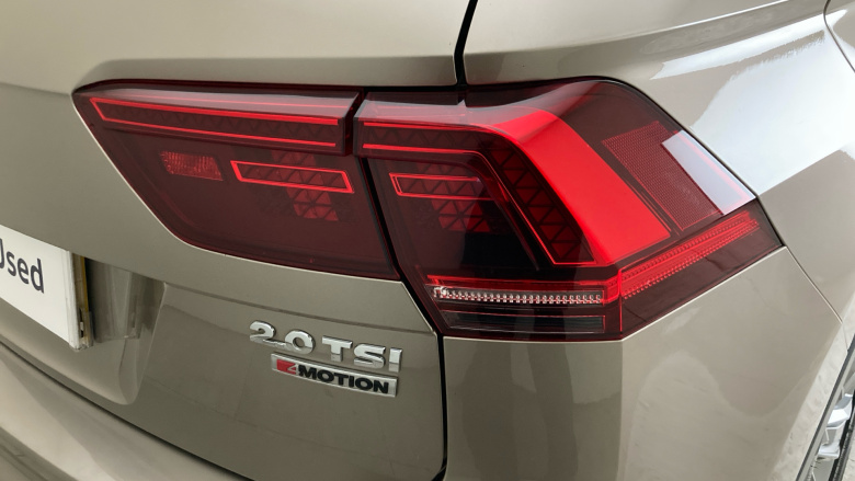 Volkswagen Tiguan 2.0 TSi 180 4Motion SEL 5dr DSG Petrol Estate